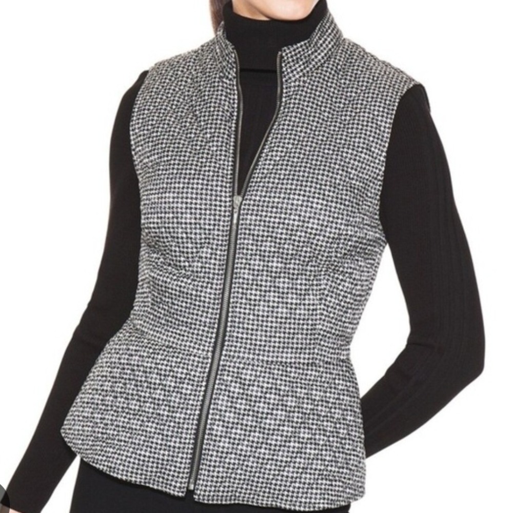 NEW White House Black Market WHBM Quilted Peplum Vest Houndstooth Sz Small NWT